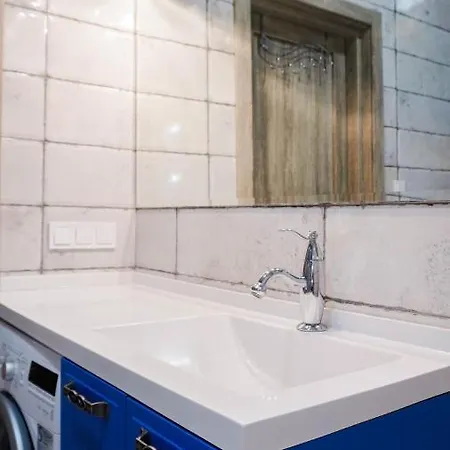 Arcadia 2-bedroom Apartment Odesa